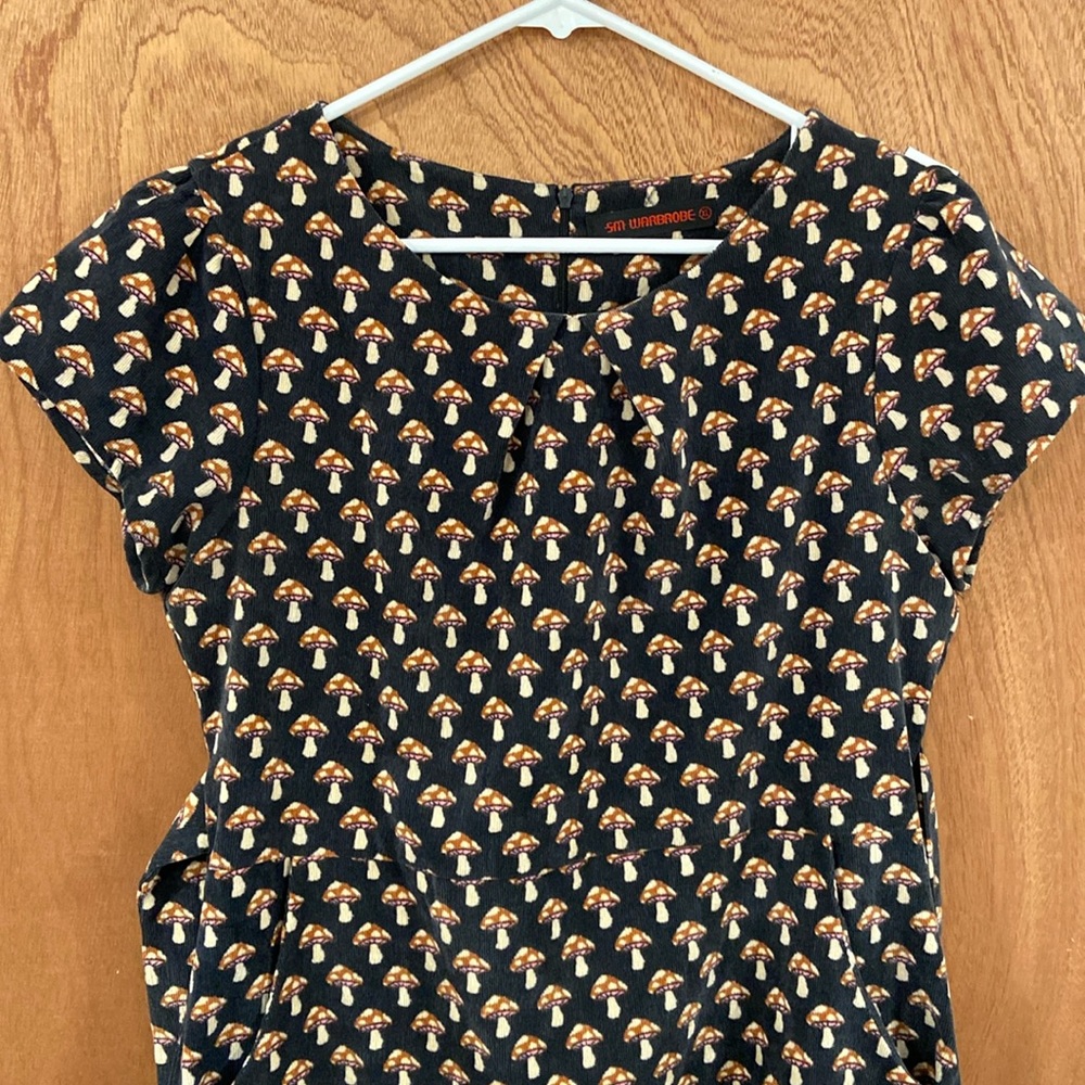 Womens velour mushroom dress size XL